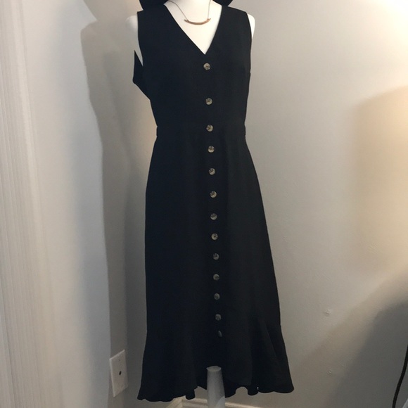 Gilli Dresses & Skirts - NWT Black Buttondown Flounce Dress